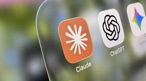 assets/Claude-app.jpeg