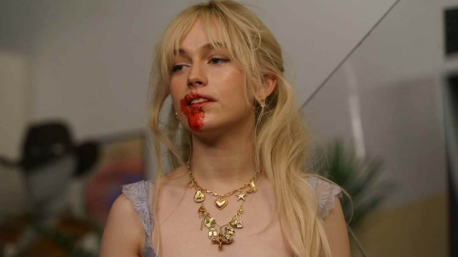 victoria-pedretti.jpeg