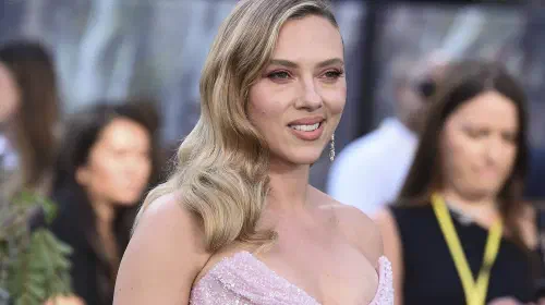 assets/scarlett-johansson-jurassic-world-rebirth-premiere.jpeg