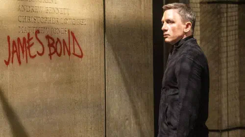 assets/daniel-craig-in-spectre.jpeg