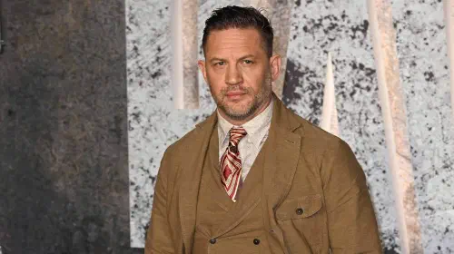 assets/mad-max-fury-road-tom-hardy-box-office-beaten-star-wars-mandalorian-and-grogu.jpeg