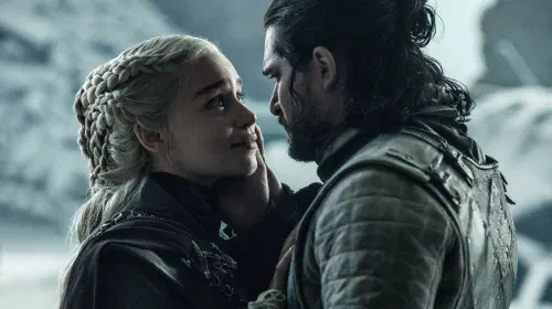 assets/daenerys-targaryen-and-jon-snow-in-game-of-thrones-series-finale.jpeg