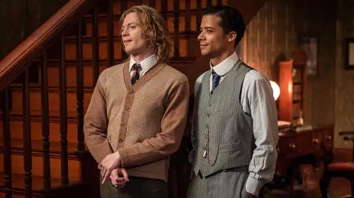 assets/louis-and-lestat-outfits-for-interview-with-the-vampire.jpeg