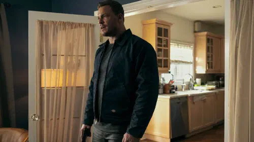 assets/alan-ritchson-as-jack-reacher-in-season-2.jpeg