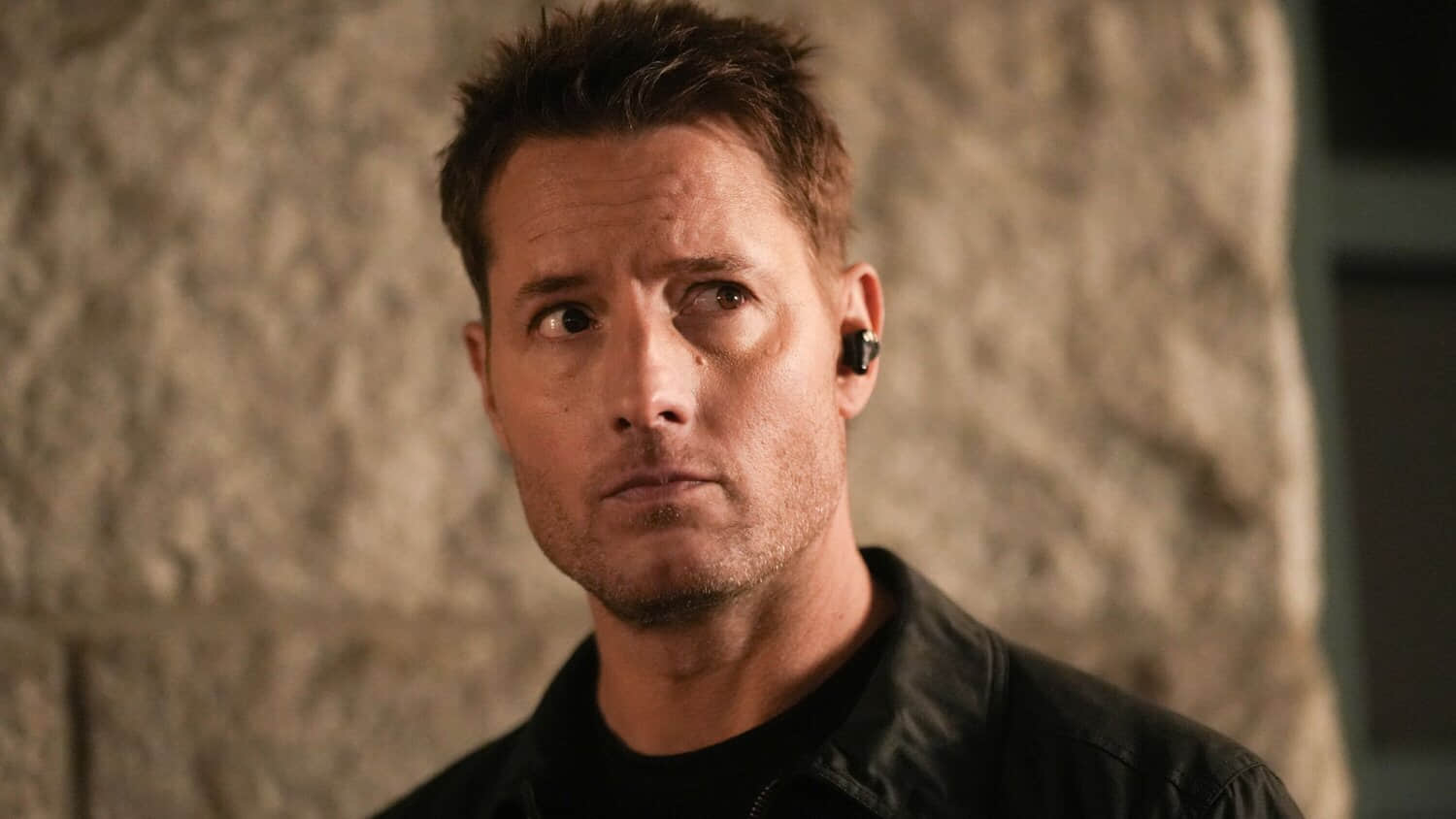 justin-hartley-as-colter-shaw-in-season-2-episode-13-of-tracker.jpeg