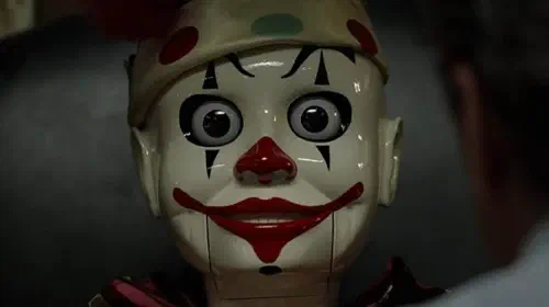 assets/a-creepy-clown-doll-in-the-game.jpeg