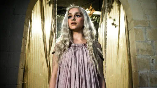 assets/game-of-thrones-breaks-narrative-rules-in-just-nine-episodes.jpeg