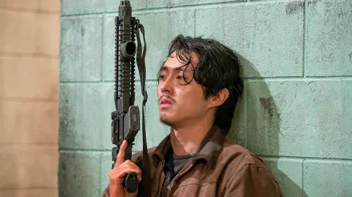 assets/steven-yeun-as-glenn-rhee-in-season-6-of-the-walking-dead.jpeg
