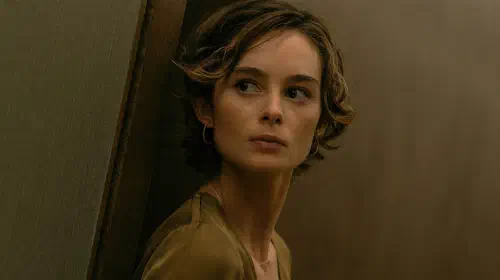 assets/saura-lightfoot-leon-as-danny-in-the-agency-season-2.jpeg