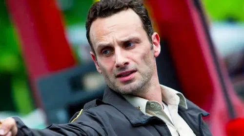 assets/walking-dead-fans-praise-official-return-long-overdue.jpeg