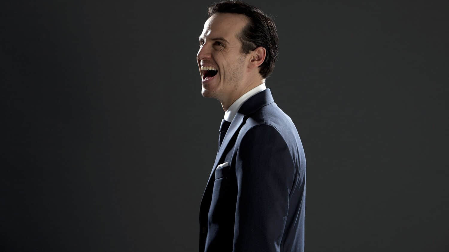 andrew-scott-as-jim-moriarty-in-sherlock-season-2-promo-shot.jpeg