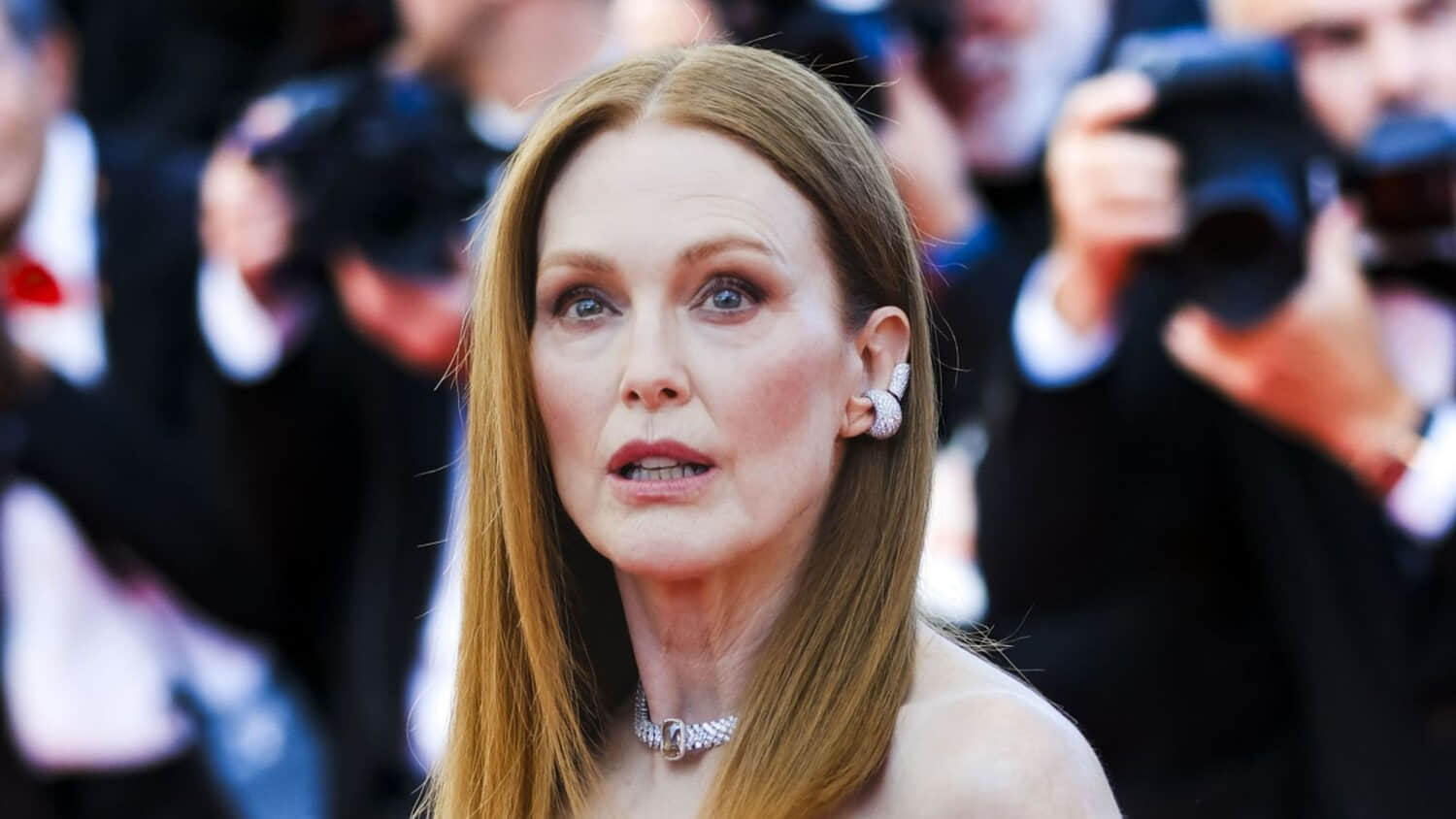 julianne-moore-at-film-premiere.jpeg