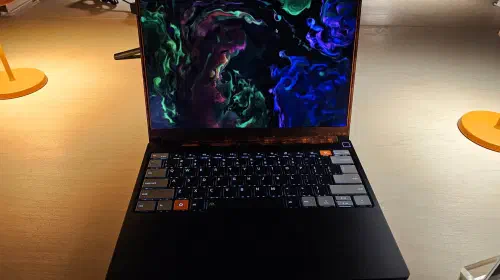 assets/Framework-Laptop-13-Pro-alt-1.jpeg