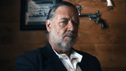 assets/russell-crowe-in-the-weight.jpeg