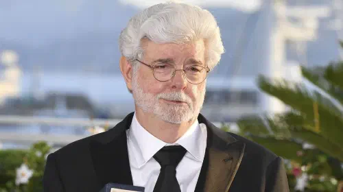 assets/george-lucas-at-the-77th-cannes-film-festival-palme-d-or-winners-photocall.jpeg