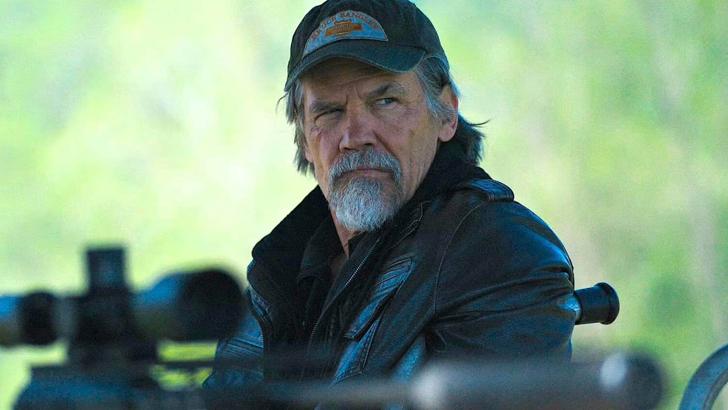 josh-brolin-in-the-dog-stars-3.jpeg