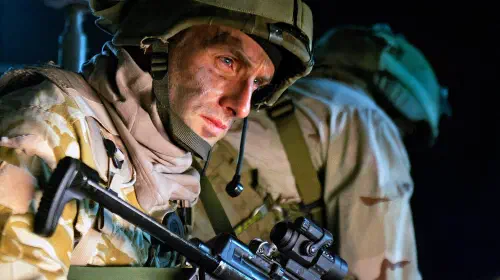 assets/andrew-lincoln-dressed-for-combat-as-hugh-collinson-in-strike-back-2010.jpeg