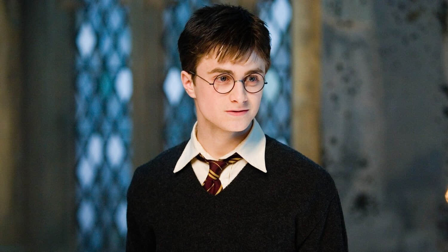 harry-potter-standing-in-the-room-of-requirement-in-order-of-the-phoenix.jpeg