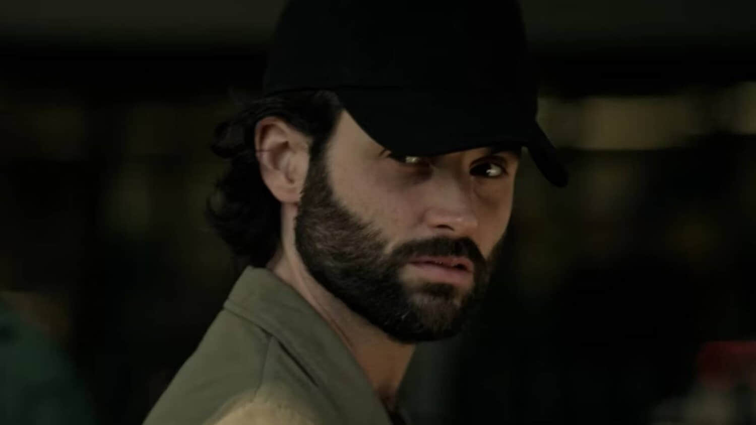 penn-badgley-as-joe-in-you-wearing-hat.jpeg