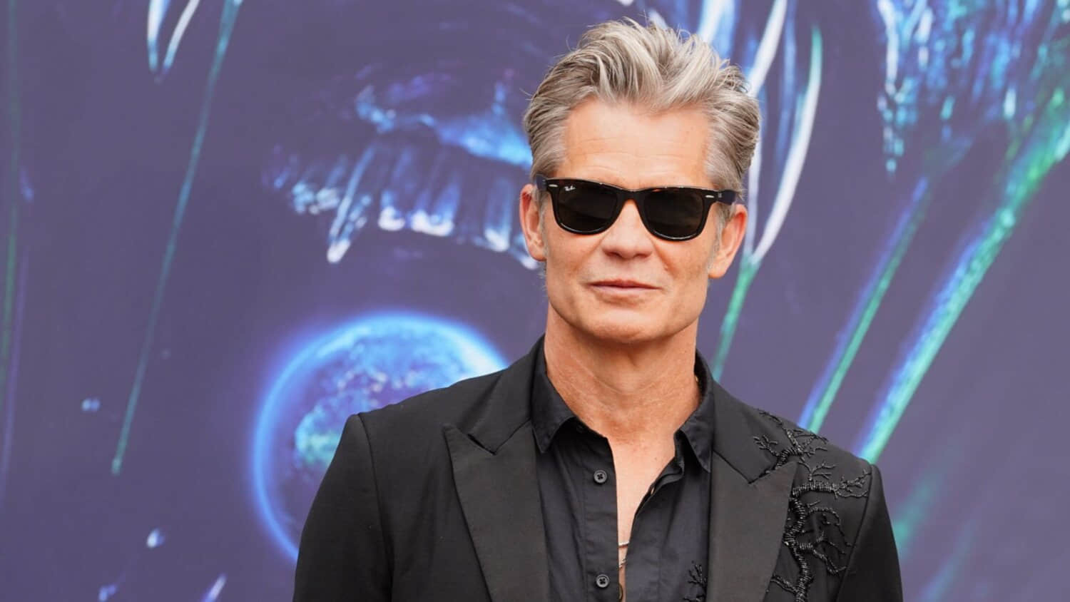 timothy-olyphant-at-the-european-premiere-of-alien-earth.jpeg