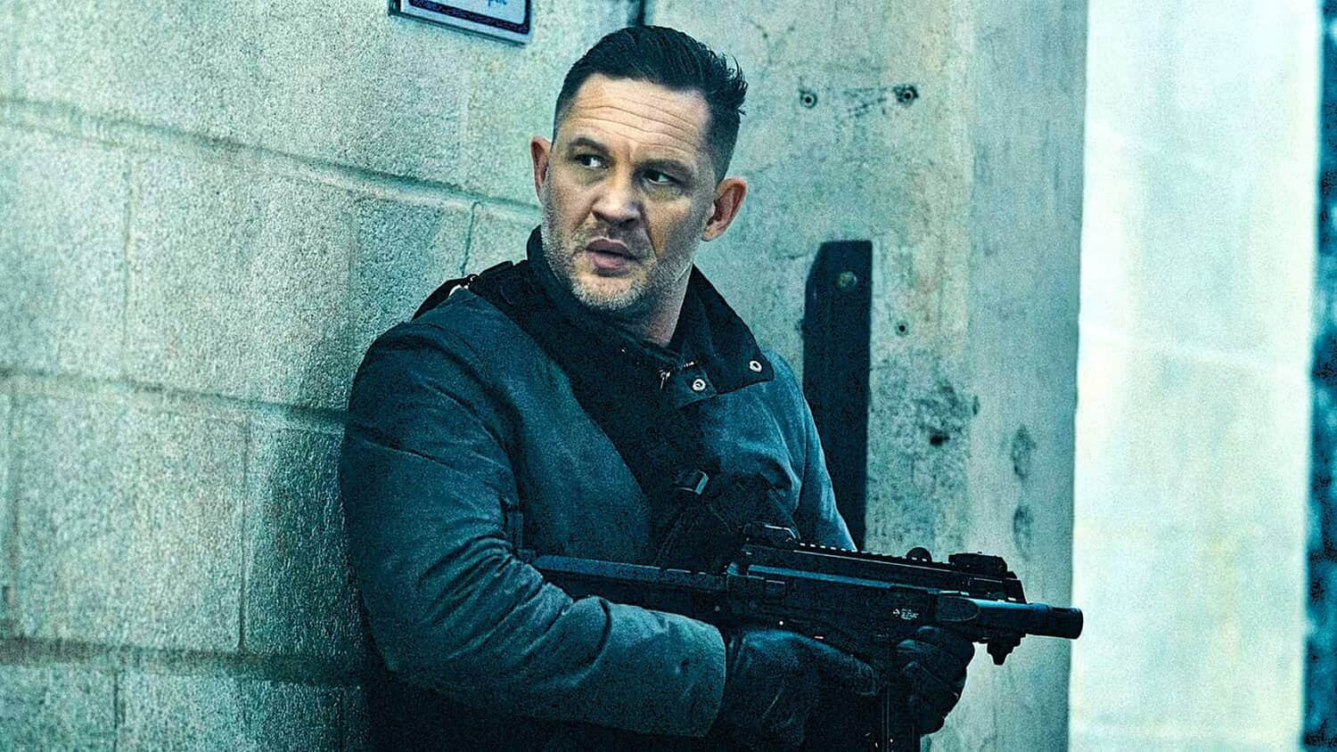 tom-hardy-in-mobland.jpeg