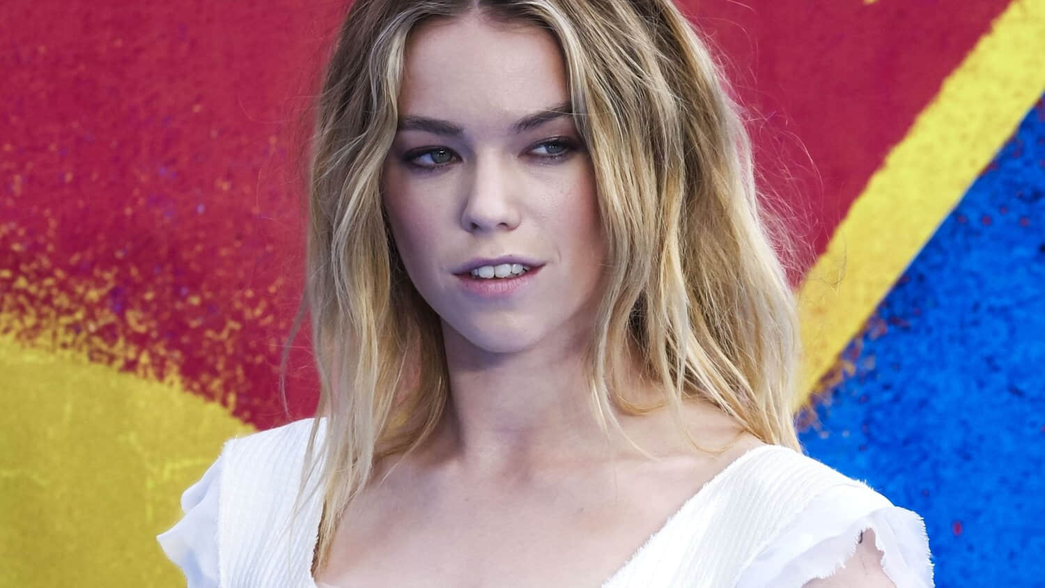 milly-alcock-posing-on-the-red-carpet-for-supergirl-2026.jpeg
