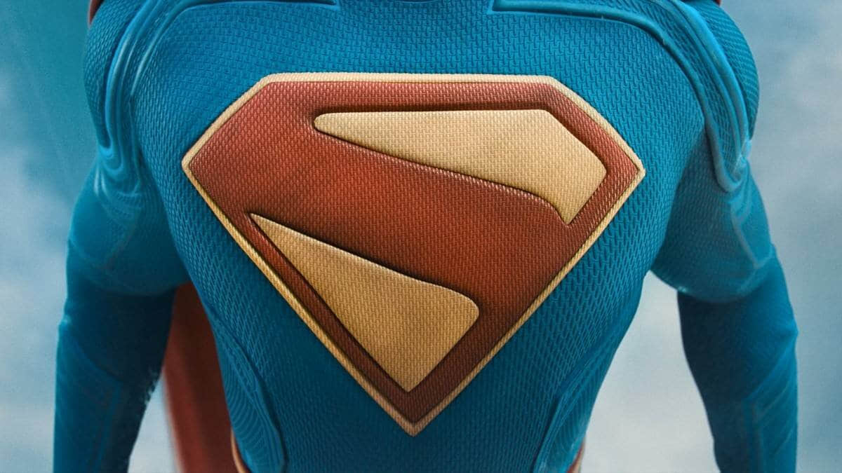 david-corenswet-as-superman-flying-in-snowy-mountains.jpeg