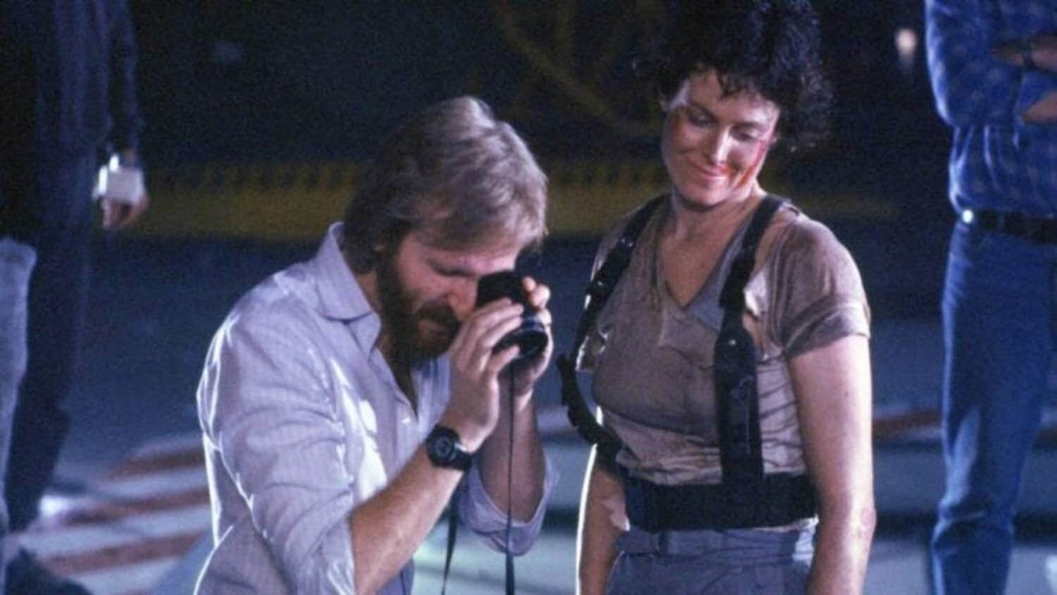 james-cameron-on-the-set-of-aliens.jpeg