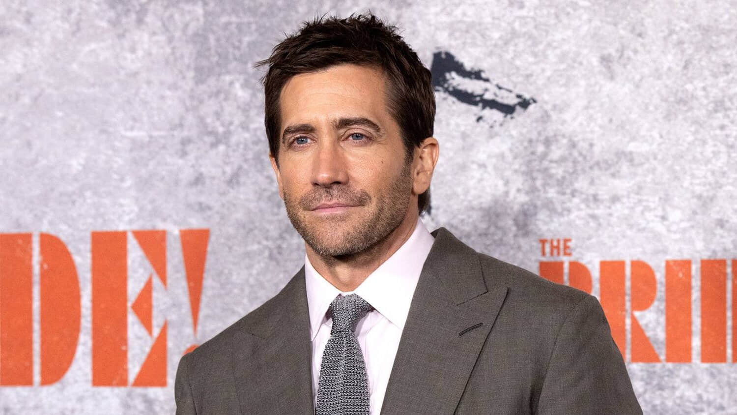 jake-gyllenhaal-in-the-new-york-premiere-of-the-bride.jpeg