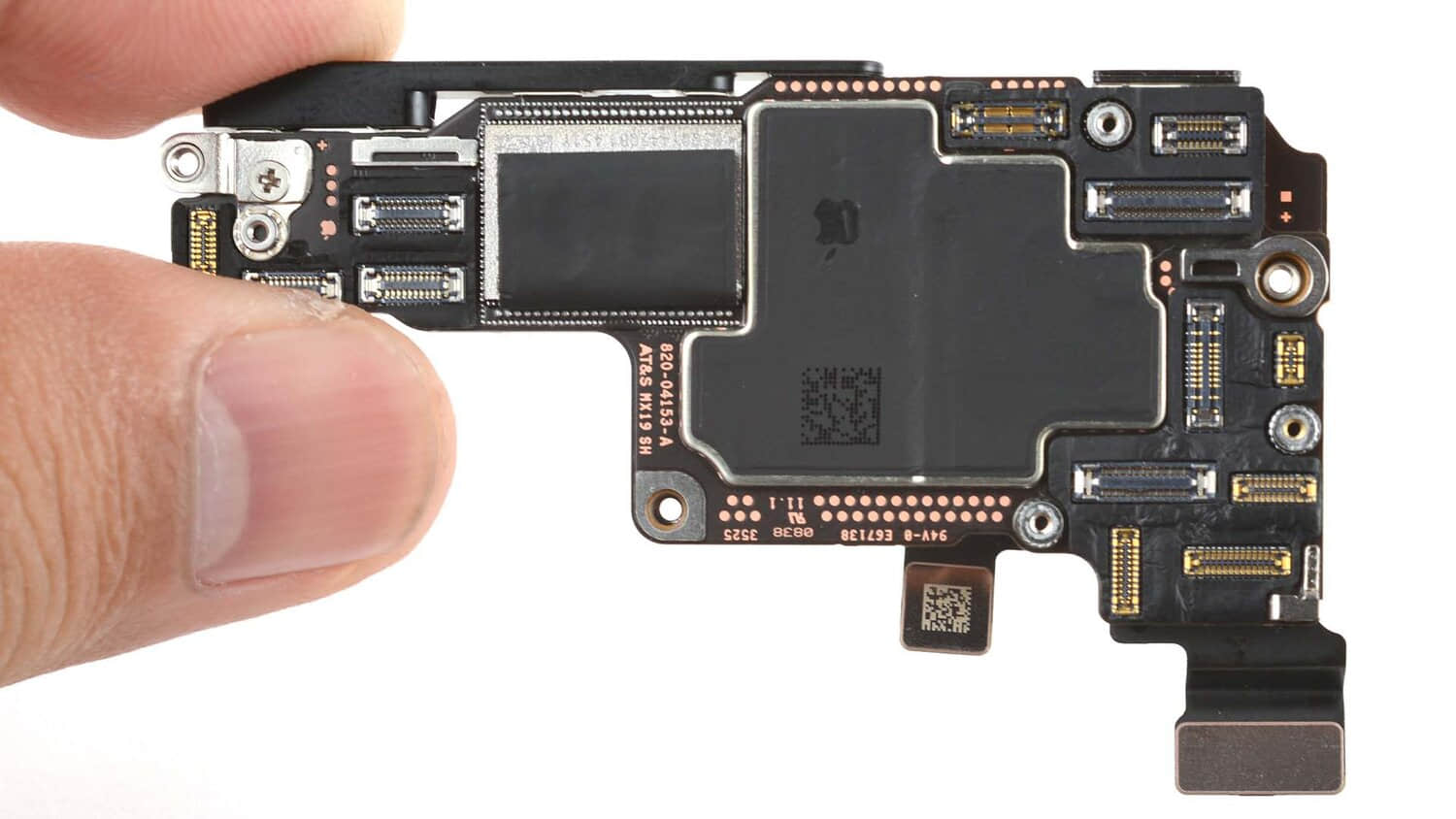 iPhone-17-Pro-Max-logic-board.jpeg