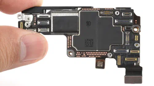 英伟达等巨头抢购LPDDR5X内存，苹果议价能力遭削弱