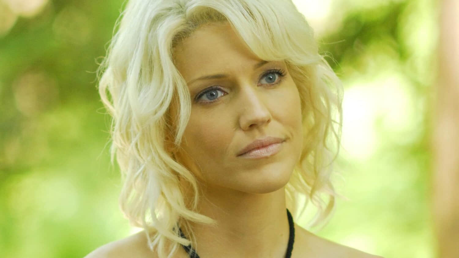 tricia-helfer-as-six-in-battlestar-galactica.jpeg
