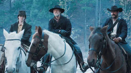 assets/sean-bean-s-fiddler-john-and-mackenzie-foy-s-ada-on-horses.jpeg