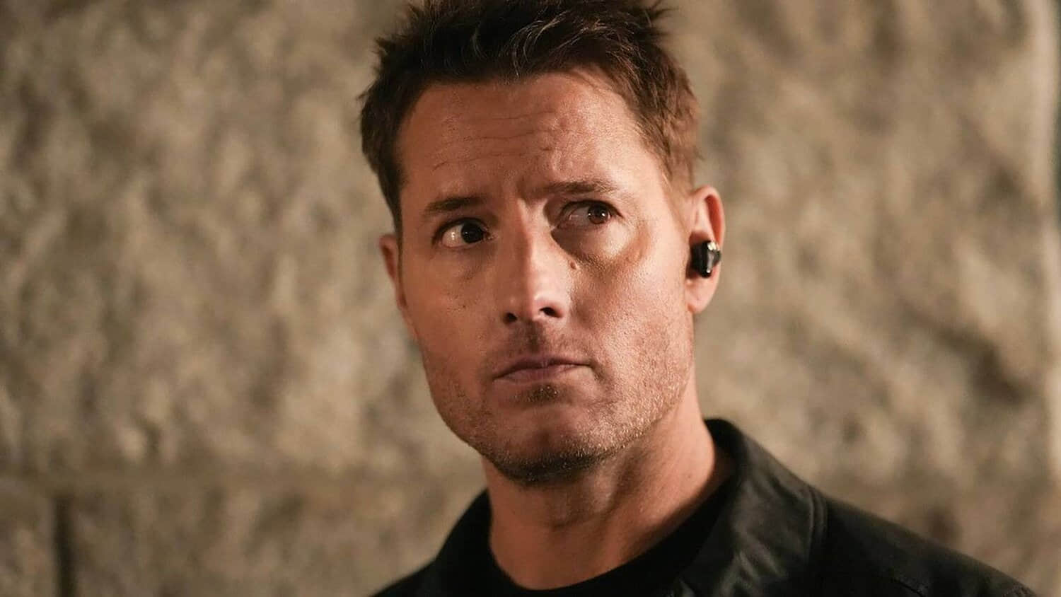 tracker-colter-earpiece.jpeg