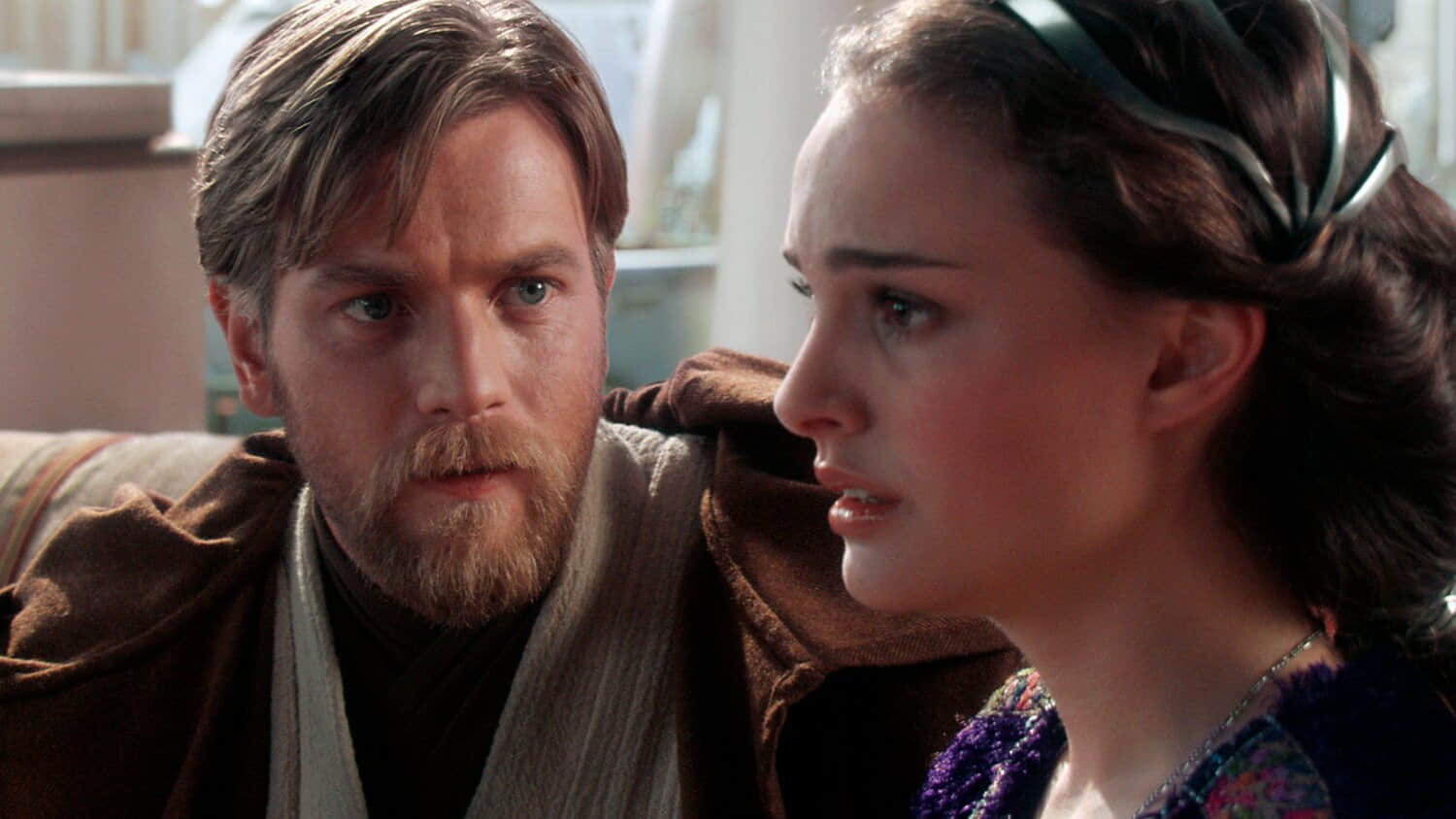 ewan-mcgregor-and-natalie-portman-in-revenge-of-the-sith.jpeg