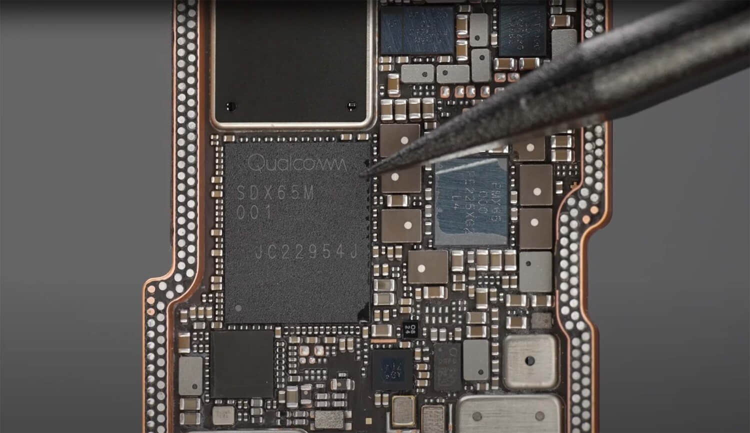 qualcomm-unfazed-by-apple-modem-loss-ceo-touts-data-center-revenue.jpeg