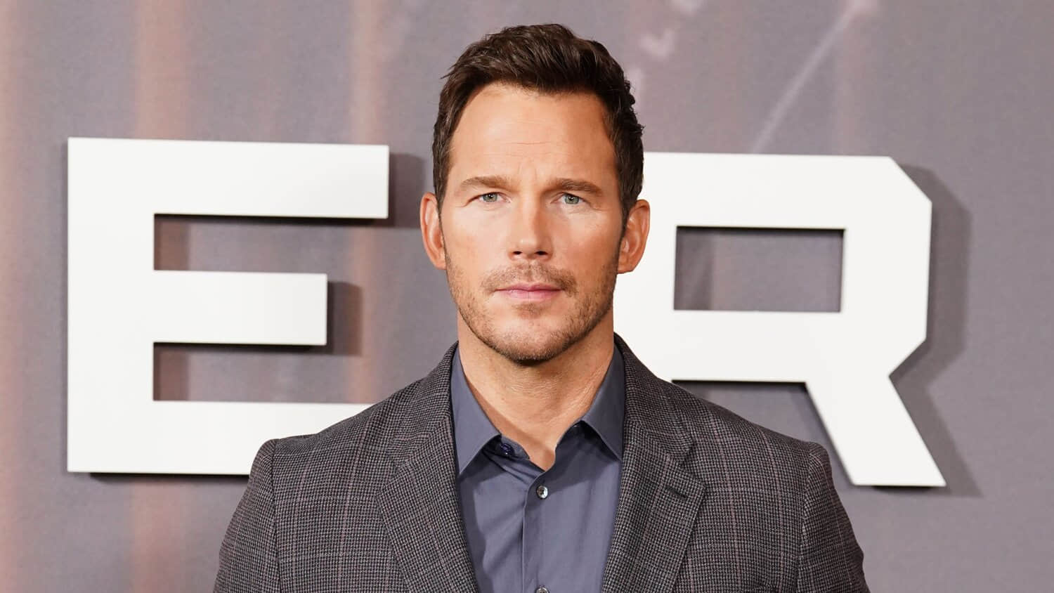 chris-pratt-at-the-mercy-red-carpet-in-london.jpeg