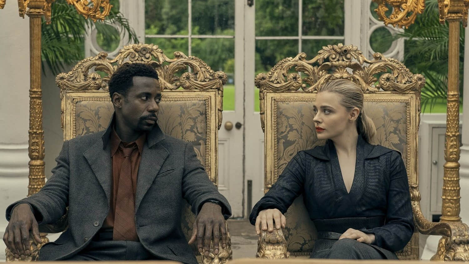 gary-carr-and-chloe-grace-moretz-in-the-peripheral-season-1.jpeg