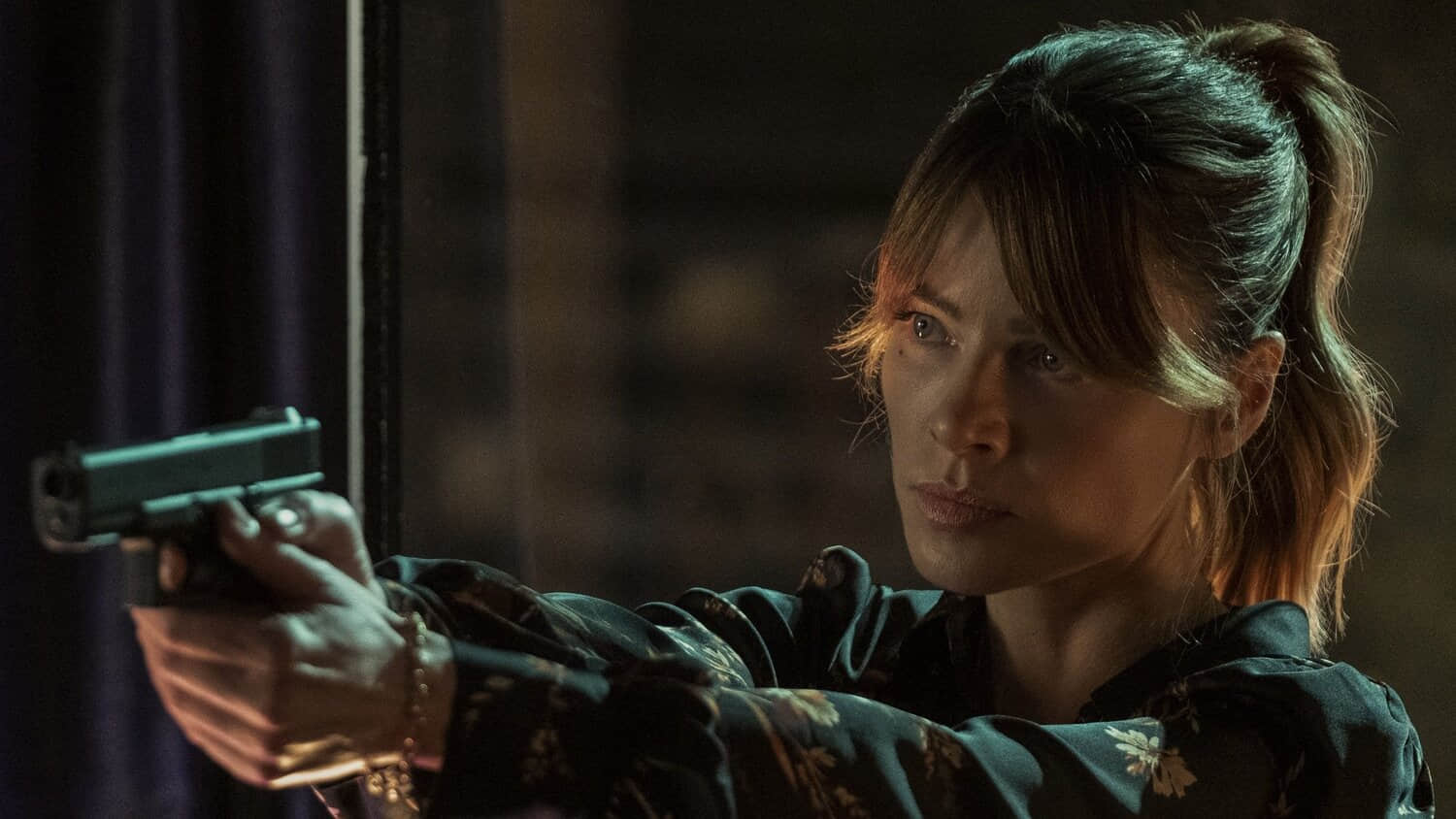 lauren-german-in-lucifer.jpeg