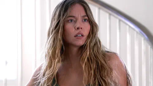assets/sydney-sweeney-in-the-housemaid.jpeg