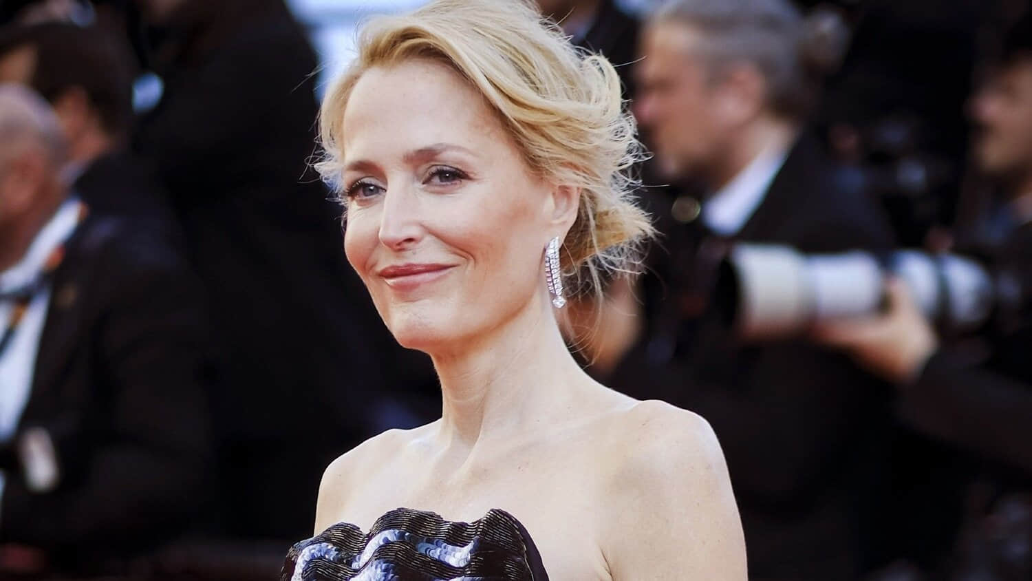 gillian-anderson-may-return-to-sci-fi-for-ryan-cooglers-x-files-reboot.jpeg