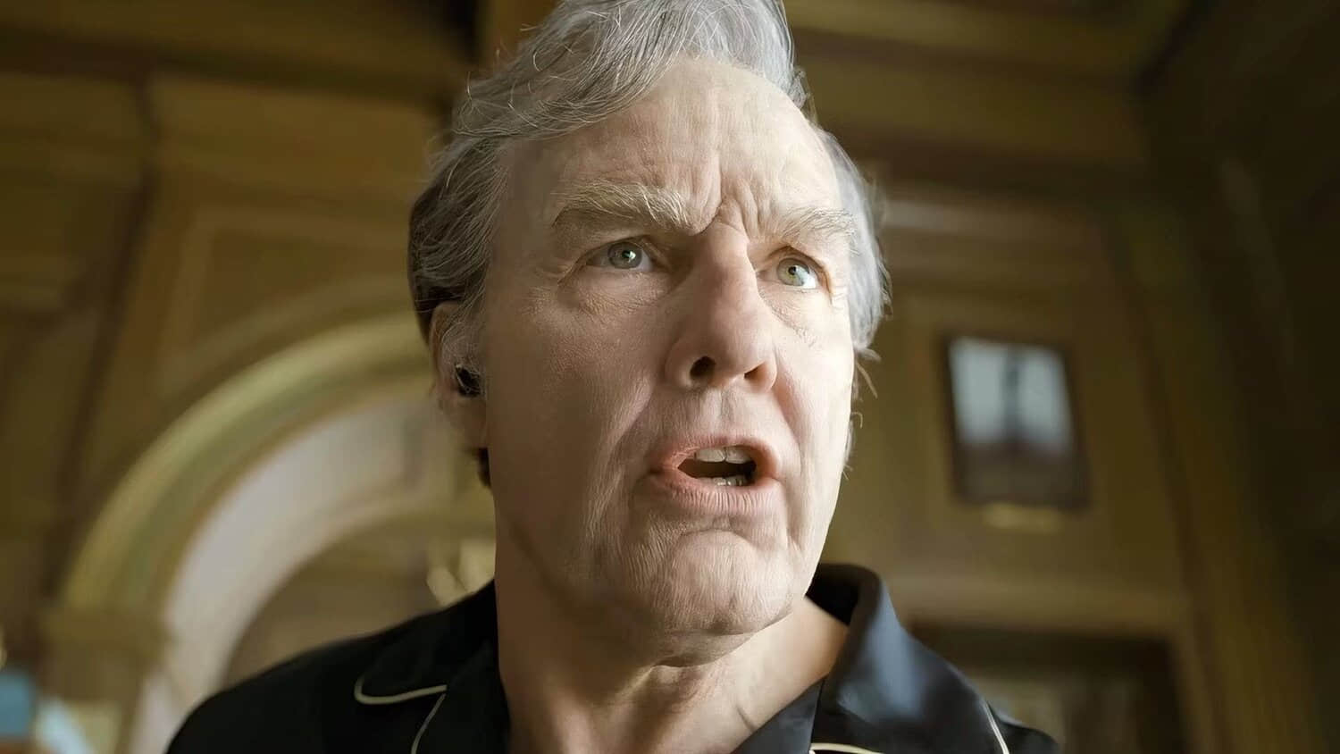 tom-cruise-yelling-at-someone-on-his-computer-in-digger-1.jpeg