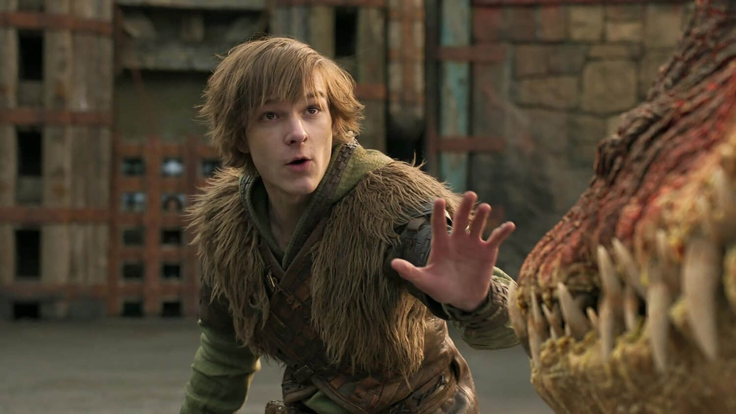 mason-thames-hiccup-attempting-to-calm-hookfang-in-how-to-train-your-dragon.jpeg