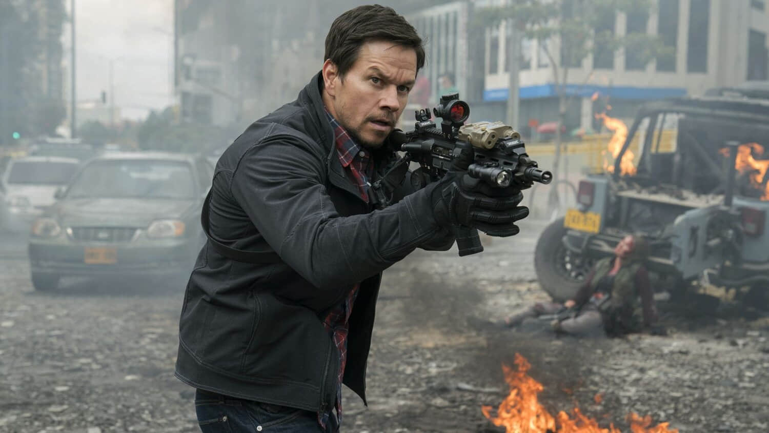 mark-wahlberg-as-james-silva-in-mile-22.jpeg