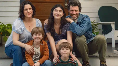 assets/the-birenbaum-family-in-don-t-say-good-luck.jpeg