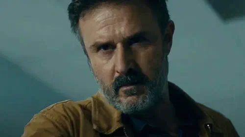 assets/scream-david-arquette-dewey-2022.jpeg