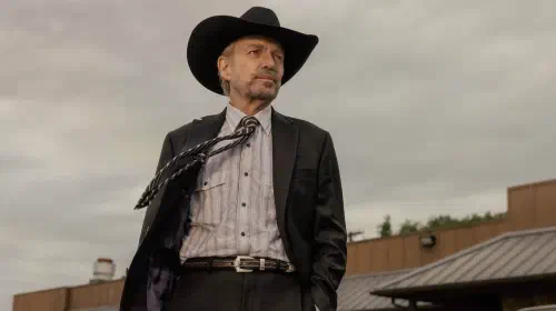assets/billy-bob-thornton-in-landman.jpeg