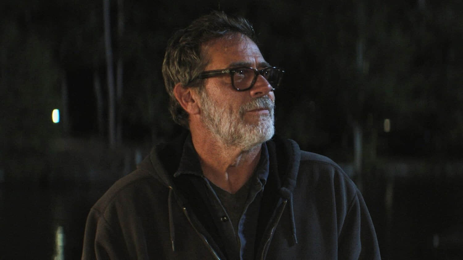 jeffrey-dean-morgan-in-sterling-point-season-1.jpeg