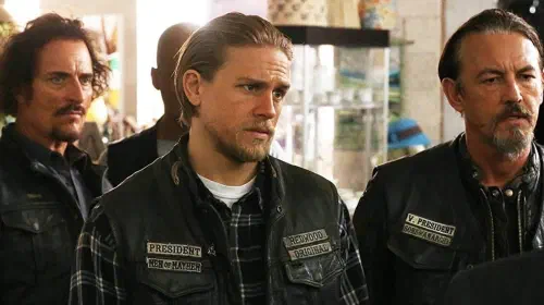assets/jax-and-his-crew-in-sons-of-anarchy.jpeg