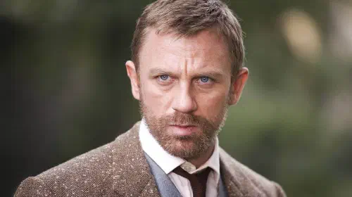 assets/daniel-craig-netflix-reboot-fantasy-classic-breaks-streaming-record.jpeg